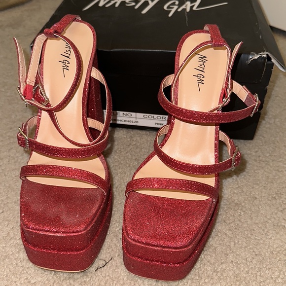 Glitter Strappy Platform Heel - Picture 2 of 3